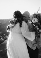 20230921-Colorado-Elopement-GardenoftheGods-LisaRosePhotography-Brandon&Emilee11