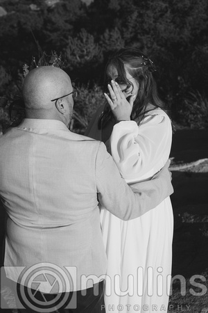 20230921-Colorado-Elopement-GardenoftheGods-LisaRosePhotography-Brandon&Emilee14